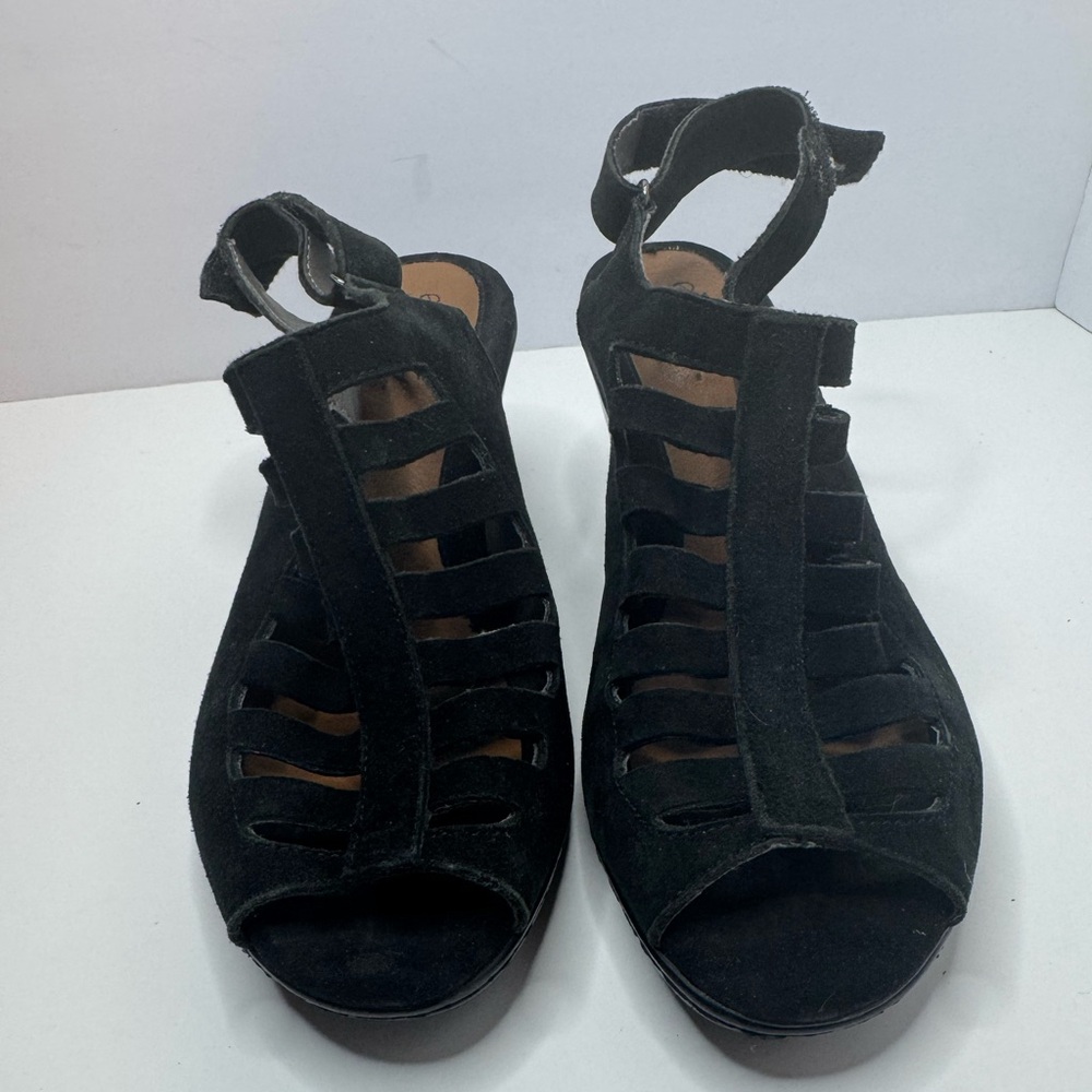 EuroSoft By Sofft Black Suede Strappy Sandals Size 7M